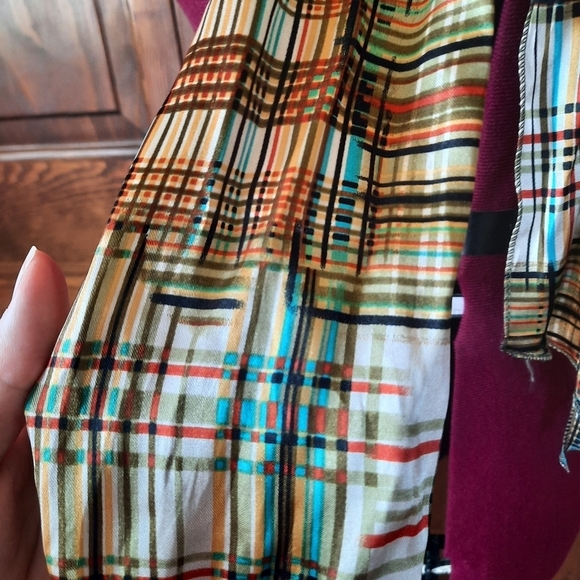 Vintage satin metallic plaid print mod scarf - Picture 5 of 5